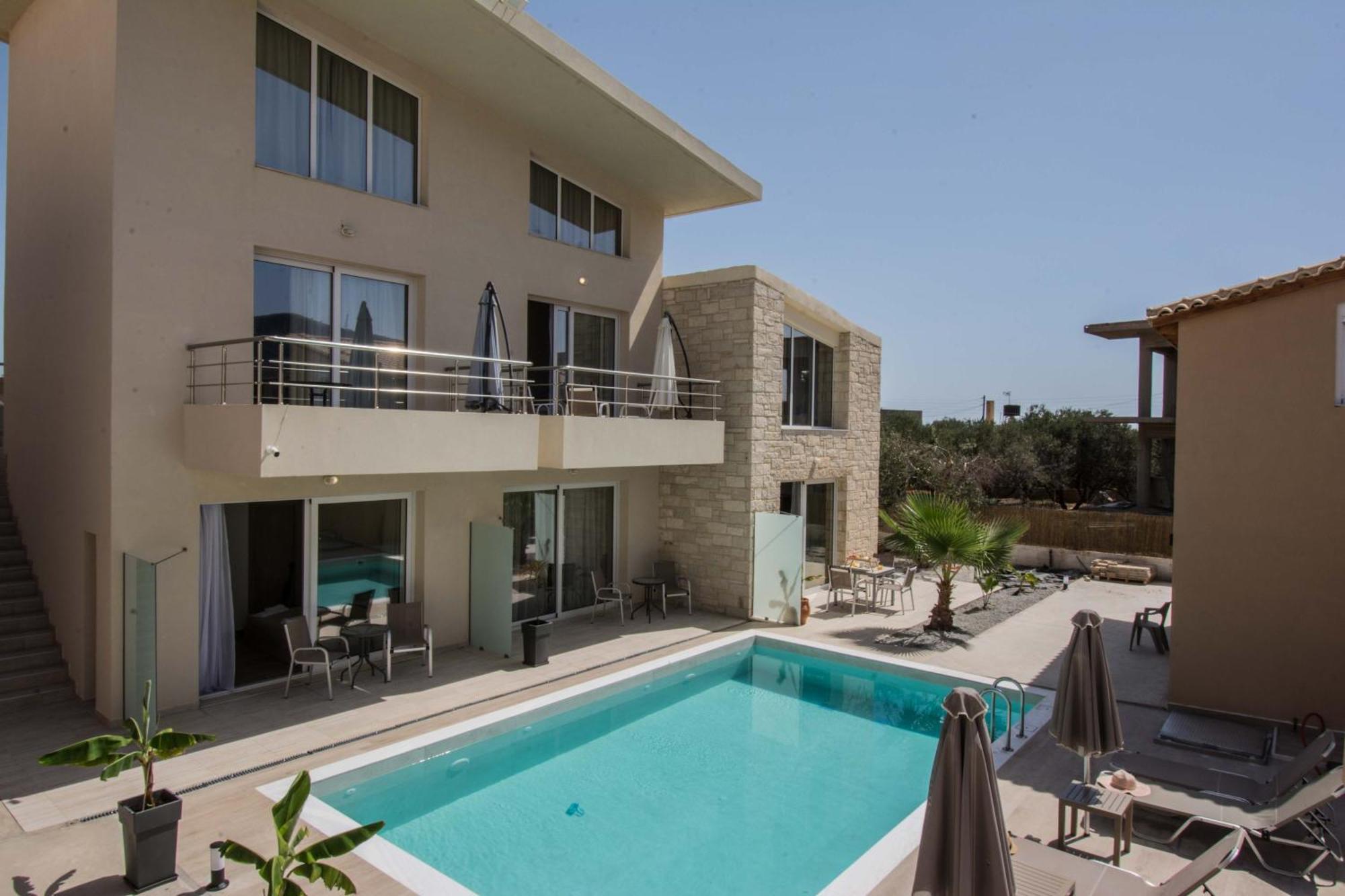 Michalianna Suites "By Checkin" Gouves Exterior photo